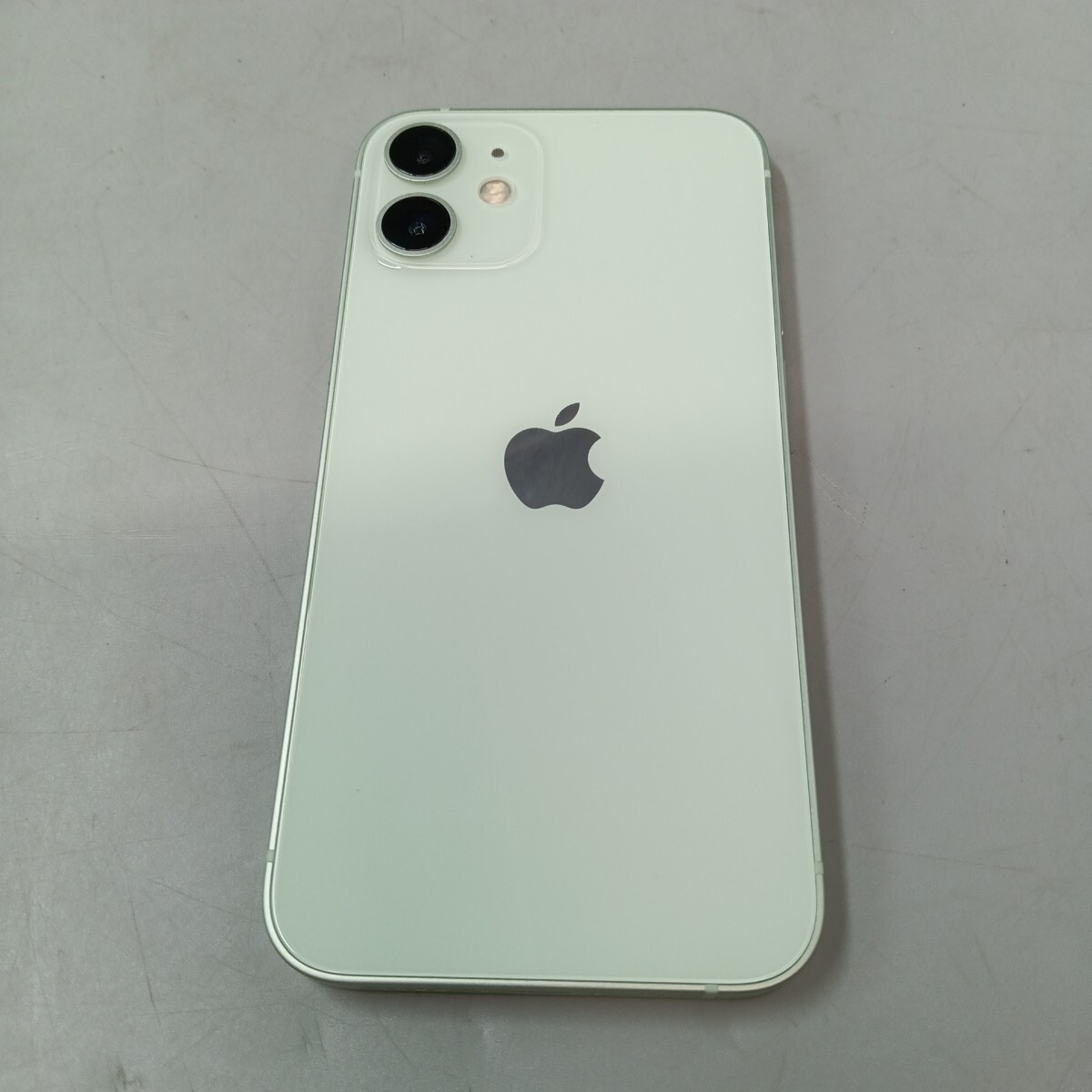 B iPhone12 mini MGDQ3J/A 128G 128ギガ SIMフリー グリーン B iPhone12 mini MGDQ3J/A 128G 128ギガ SIMフリー グリーン