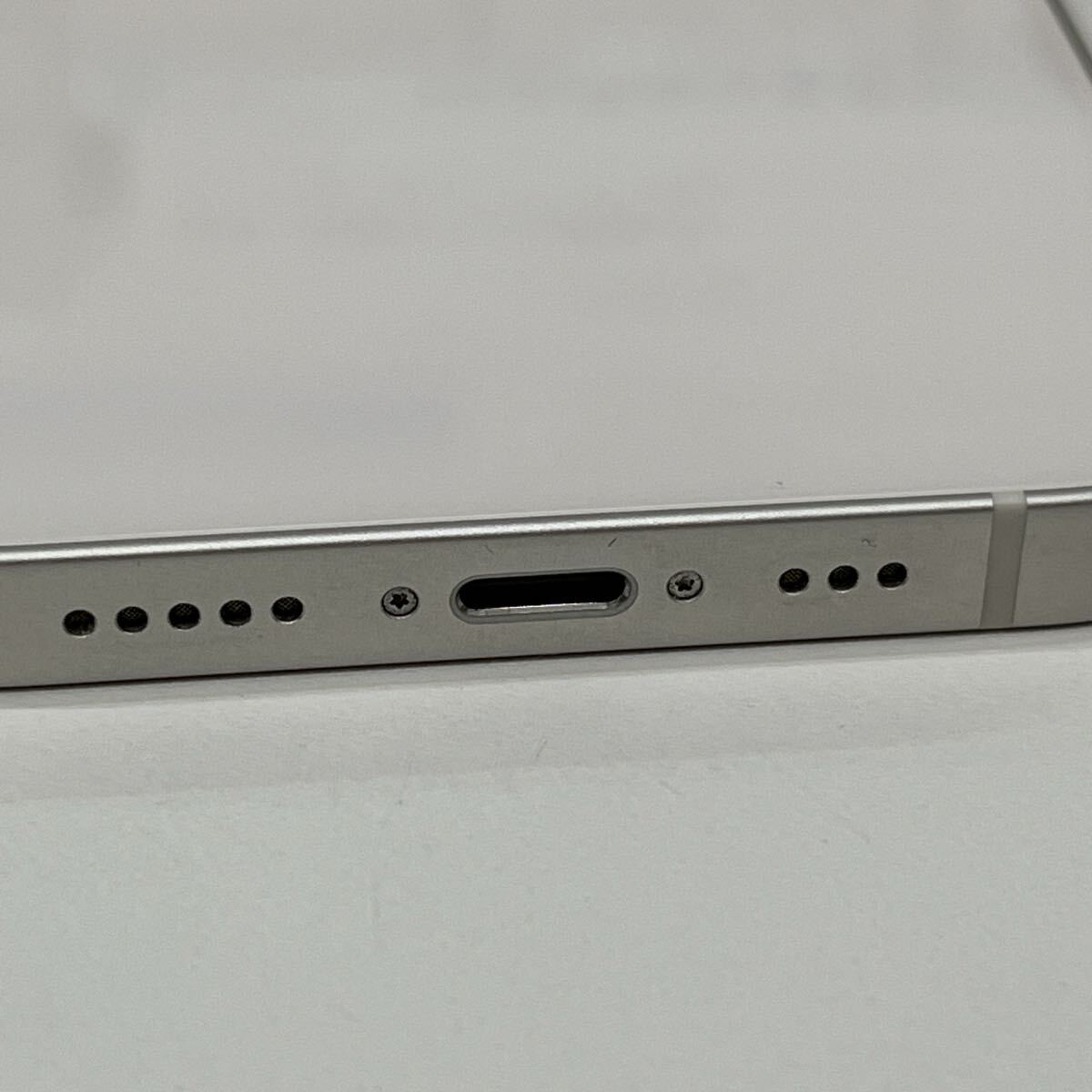 B420【中古品】/ iPhone12 MGHP3J/A 64GB ホワイト Apple SIM B420【中古品】/ iPhone12 MGHP3J/A 64GB ホワイト Apple SIM