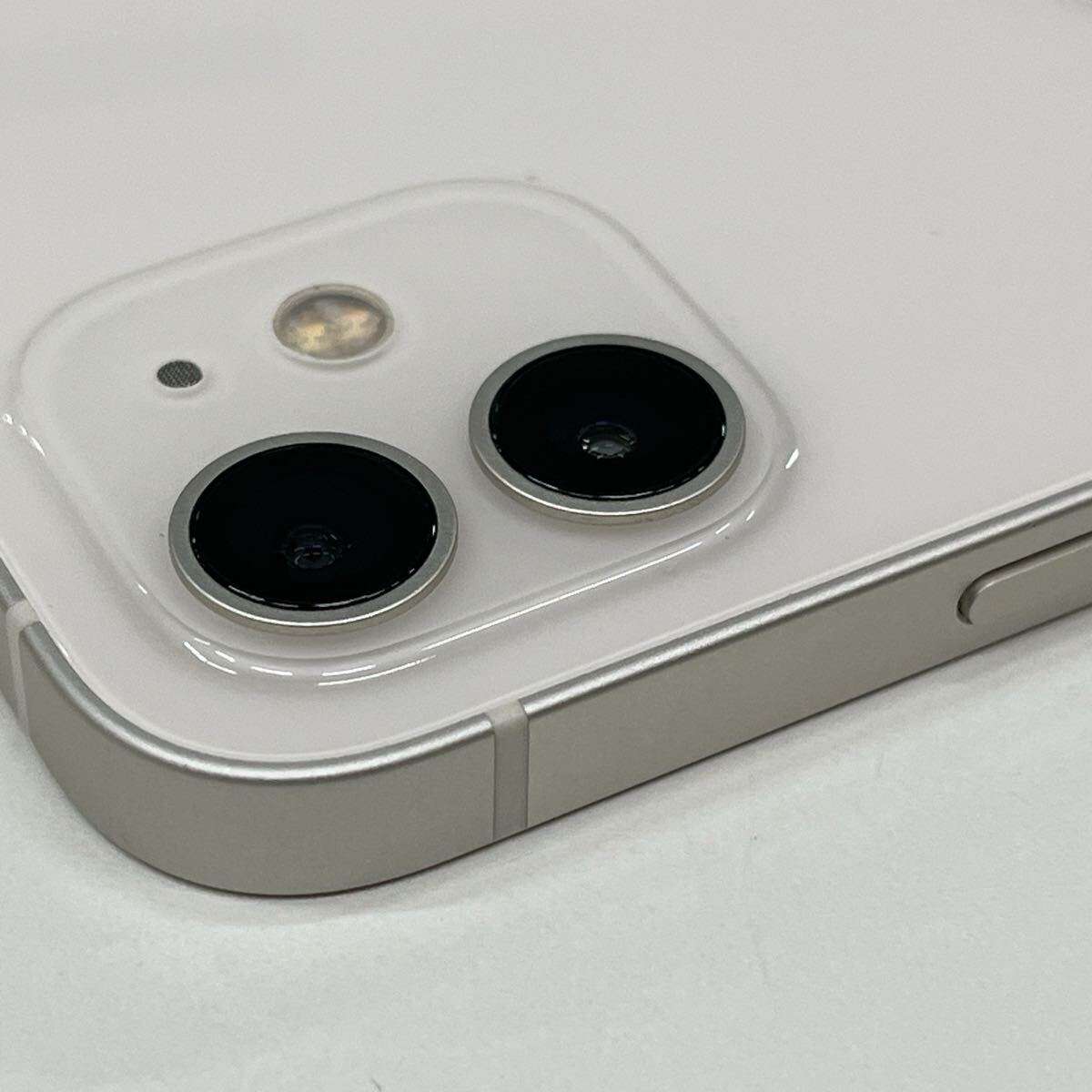 B420【中古品】/ iPhone12 MGHP3J/A 64GB ホワイト Apple SIM B420【中古品】/ iPhone12 MGHP3J/A 64GB ホワイト Apple SIM