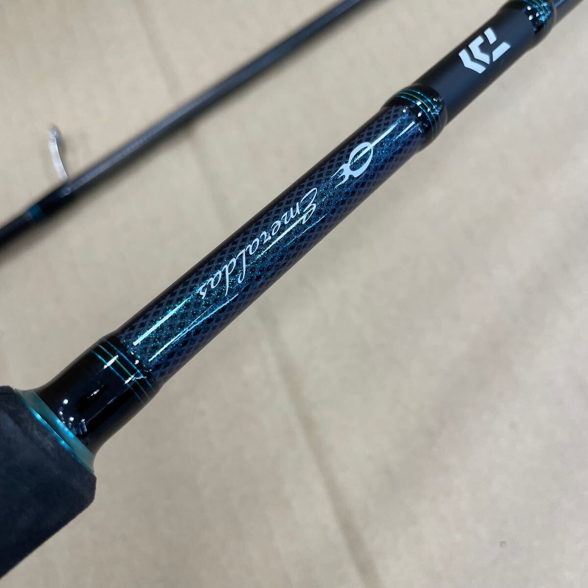 T495【中古品】/ DAIWA エメラルダス MX83M ダイワ スピニング T495【中古品】/ DAIWA エメラルダス MX83M ダイワ スピニング