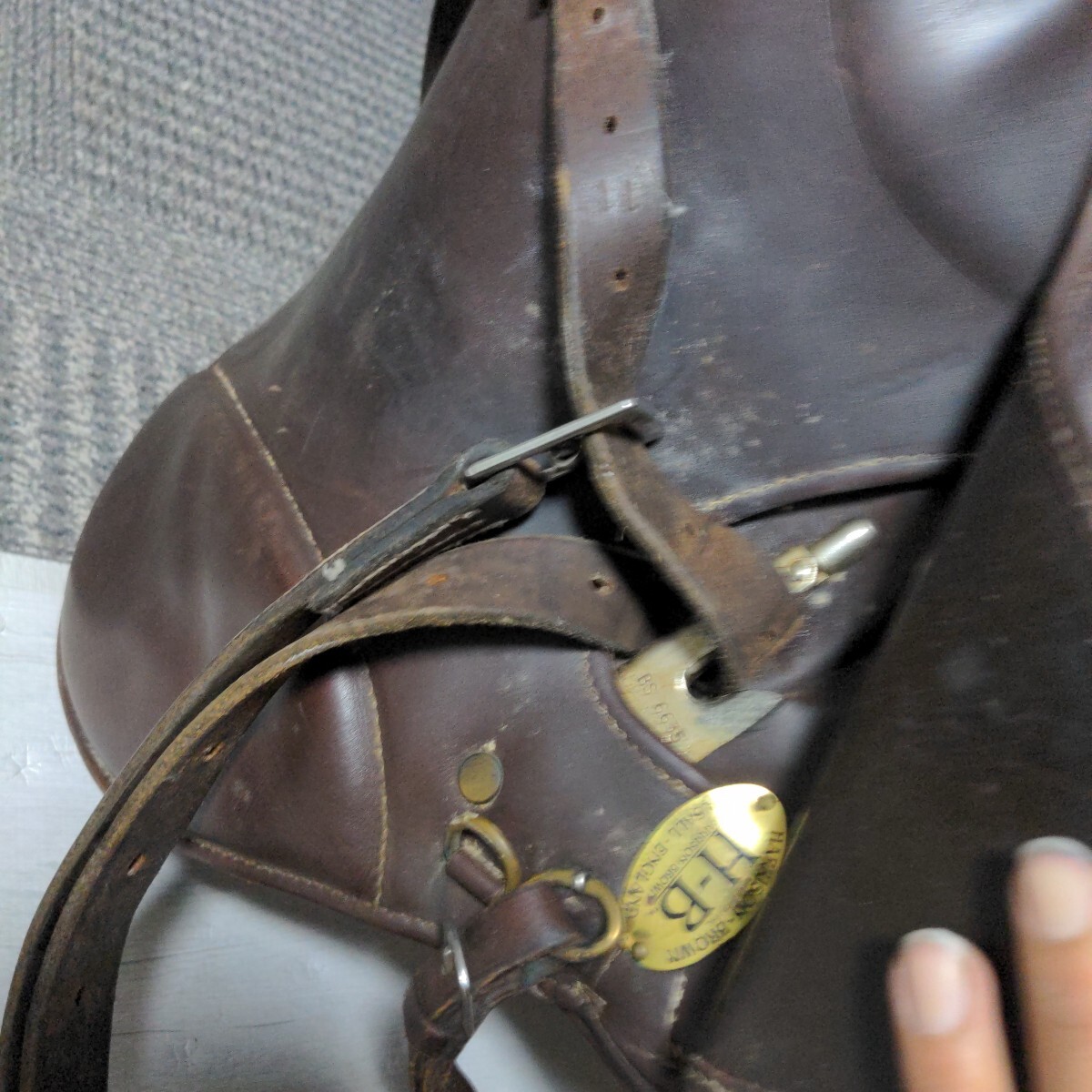 HARRISON BROWN ハリソンブラウン 鞍 16 1/2 M 馬具 乗馬鞍 中古 HARRISON BROWN ハリソンブラウン 鞍 16 1/2 M 馬具 乗馬鞍 中古