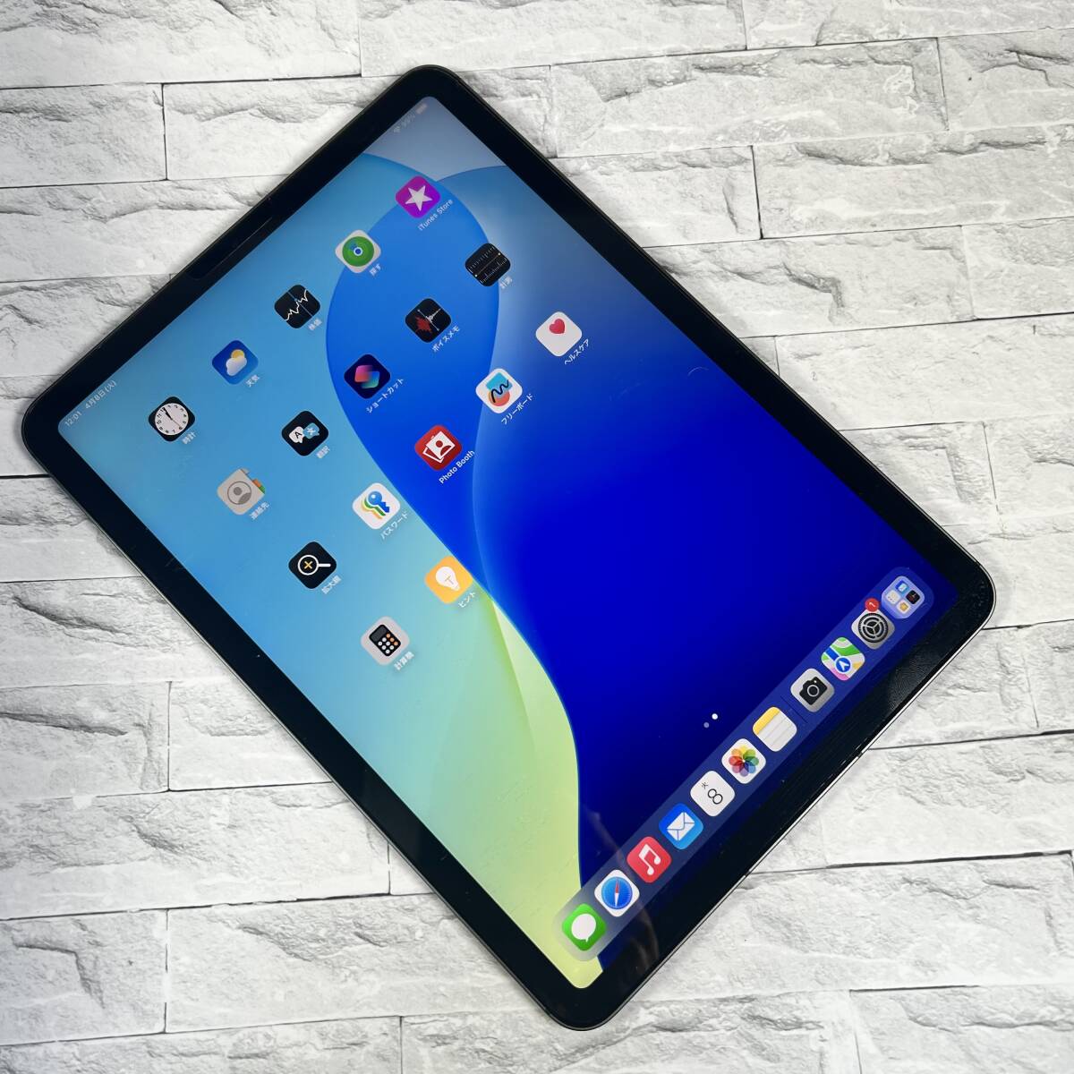 Apple iPad Air 10.9インチ A2589 第5世代 Wi-Fi+Cellular AU Apple iPad Air 10.9インチ A2589 第5世代 Wi-Fi+Cellular AU