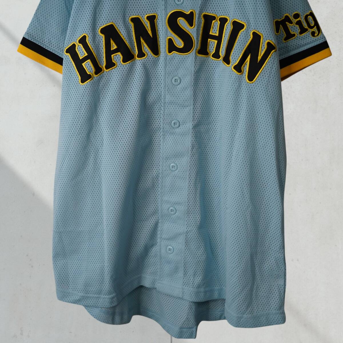 阪神タイガース 2006 交流戦 ホームユニフォーム 矢野輝弘 直筆 阪神タイガース 2006 交流戦 ホームユニフォーム 矢野輝弘 直筆