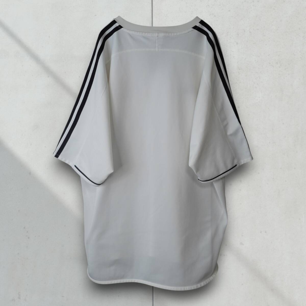 03/04 レアル マドリード ホームユニフォーム 2XOサイズ adidas 03/04 レアル マドリード ホームユニフォーム 2XOサイズ adidas