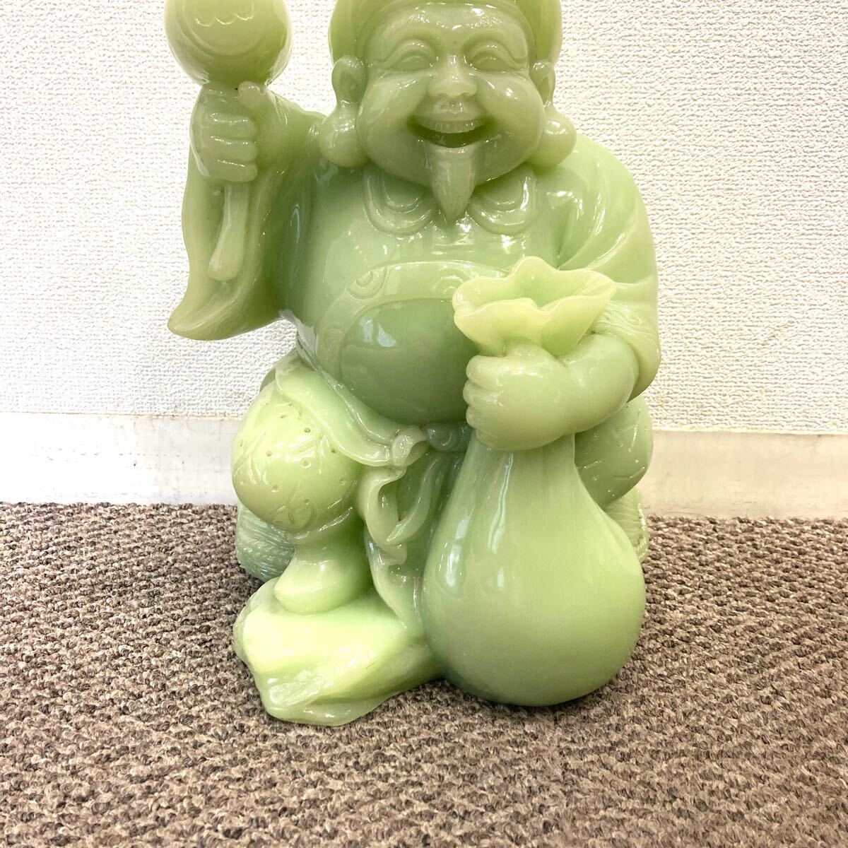 TA☆1円~ 保管品 七福神 大黒天 緑石 翡翠 ひすい 石 TA☆1円~ 保管品 七福神 大黒天 緑石 翡翠 ひすい 石