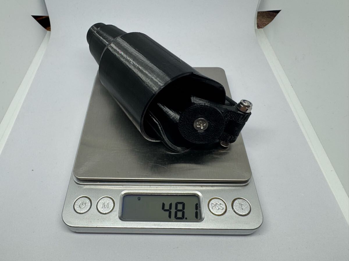 重さ 48.1g