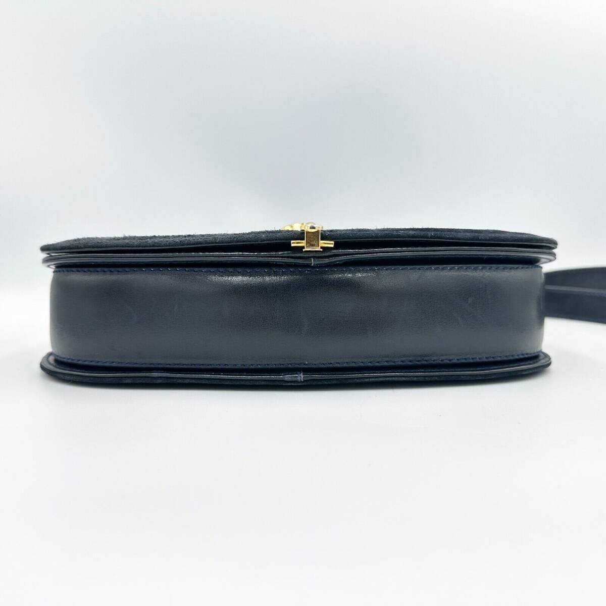 1円【極美品】GUCCI グッチ オールドグッチ ヴィンテージ ホース 1円【極美品】GUCCI グッチ オールドグッチ ヴィンテージ ホース