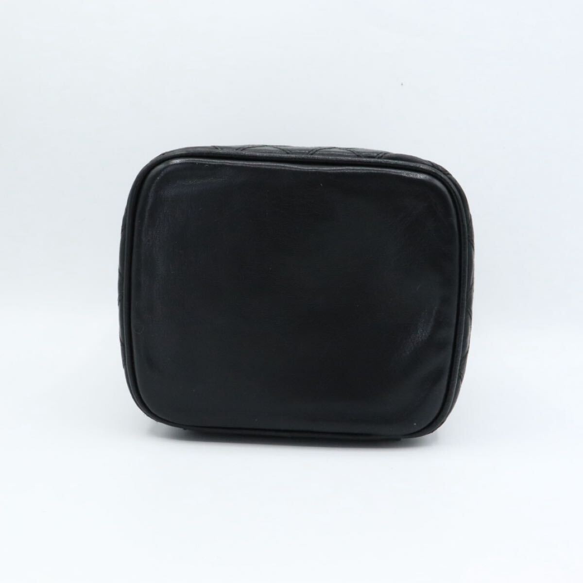 CHANEL 美品 シャネル ビコローレ ラムスキン 縦型 バニティ CHANEL 美品 シャネル ビコローレ ラムスキン 縦型 バニティ