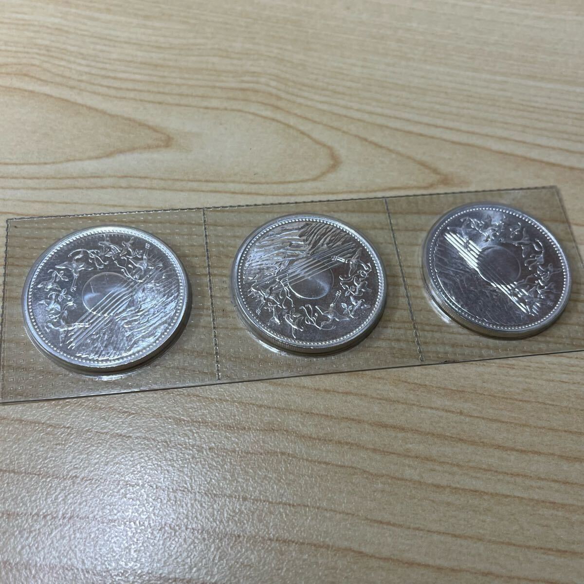 御在位六十年記念 壱万円 10000円 銀貨 昭和61年 記念硬貨 御在 御在位六十年記念 壱万円 10000円 銀貨 昭和61年 記念硬貨 御在