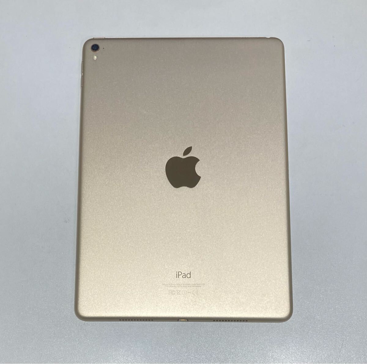 255 iPad Pro 9.7インチ 第一世代 256GB ゴールド Wi-Fiモデル 255 iPad Pro 9.7インチ 第一世代 256GB ゴールド Wi-Fiモデル