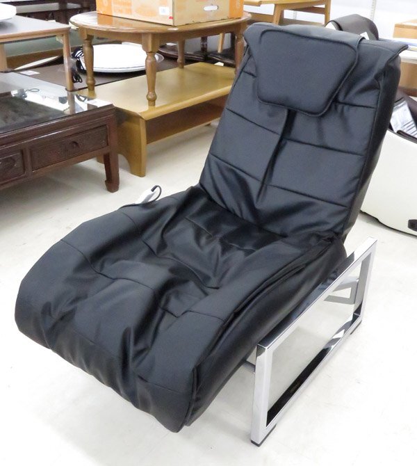 海道千歳市発 ファミリーイナダ メディカルチェア マッサージチェア Vita/ヴィータ 専用スタンド付き FMC-VT200/2019年制 ブラック