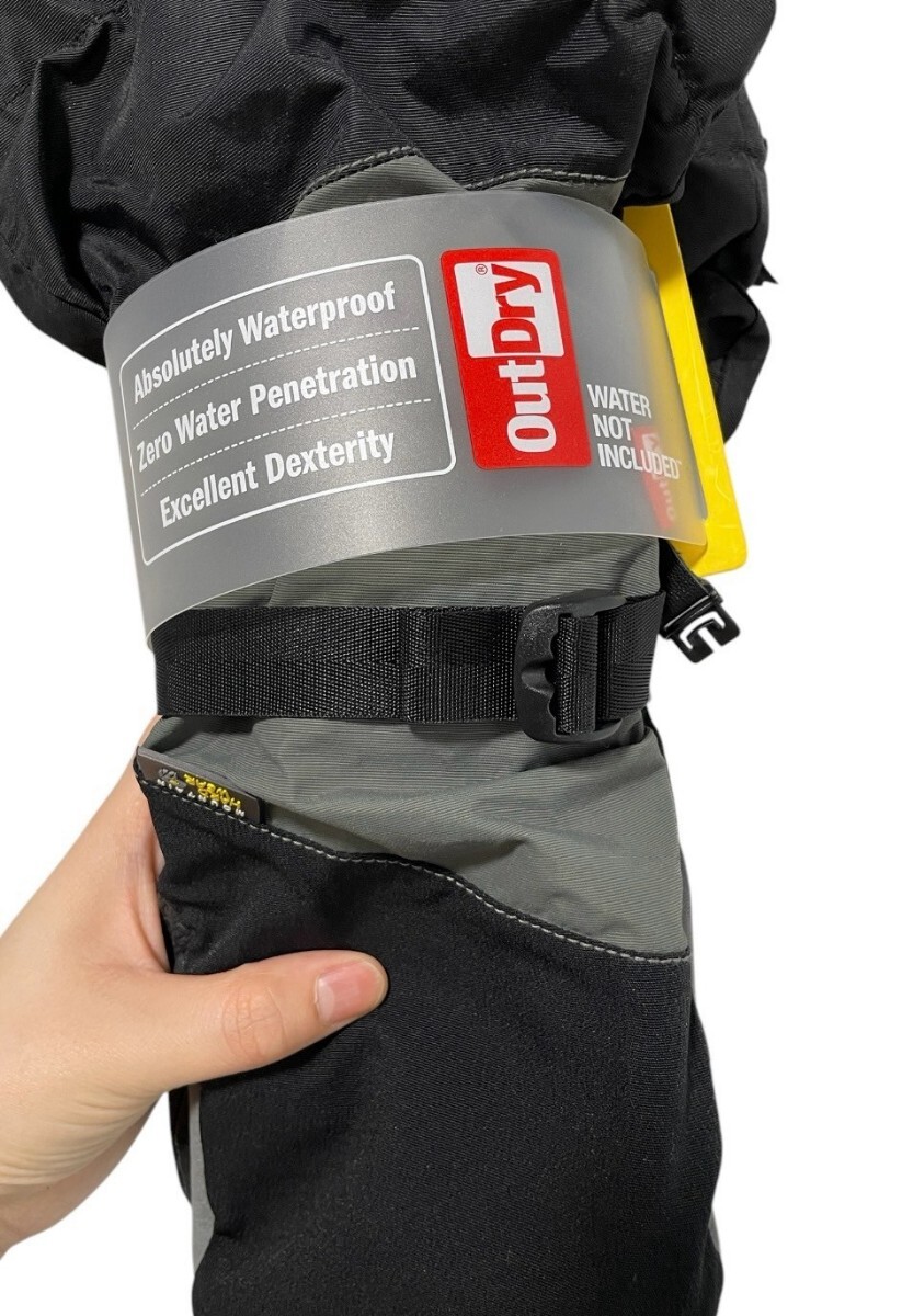 【新品 未使用品】MOUNTAIN HARDWEAR マウンテンハードウェア　インナーグローブ付き　グローブ　手袋　防寒　防風(fēng)　Sサイズ　送料無料