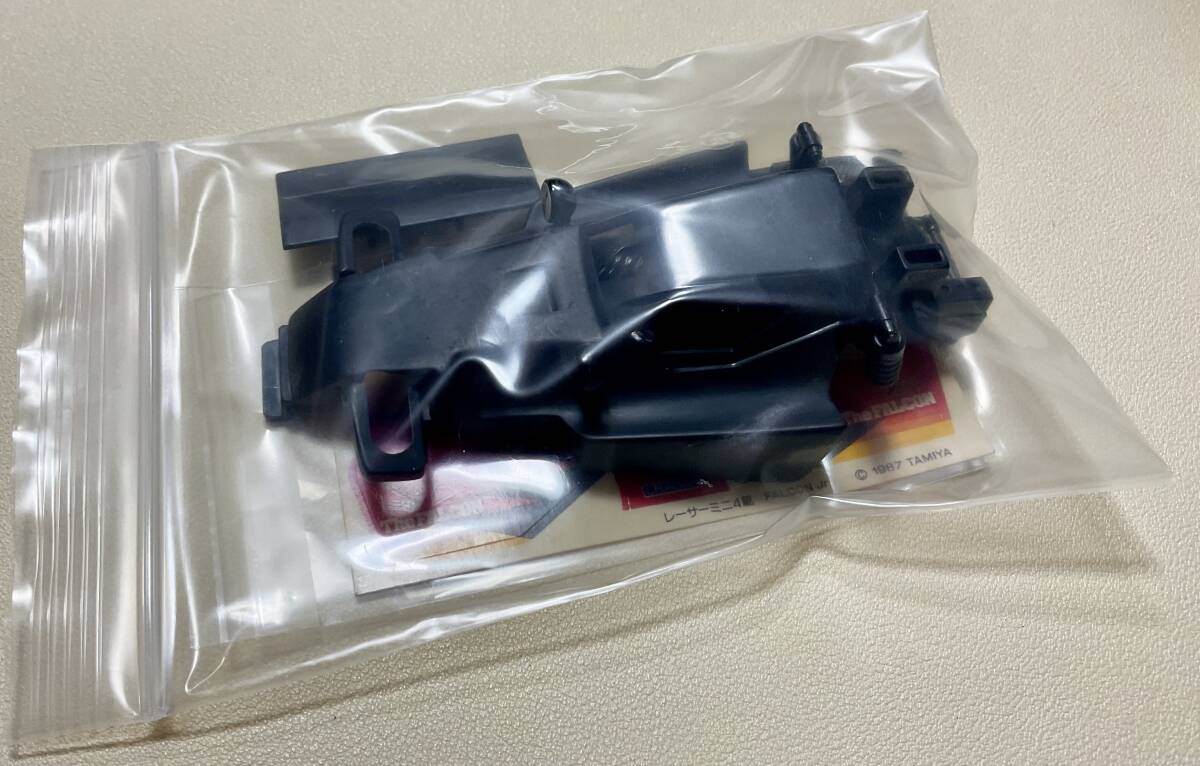 ファルコンJr.ボディーのみ!初期型レーサーミニ四駆旧キット ファルコンJr.ボディーのみ!初期型レーサーミニ四駆旧キット