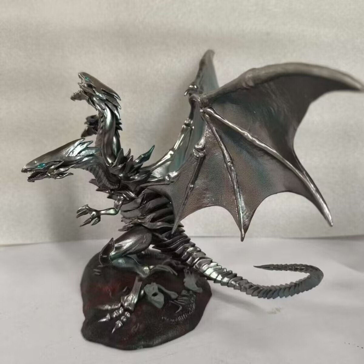 遊戲王 青眼の究極竜 フィギュア 25cm|Yahoo!フリマ(旧PayPay 遊戲王 青眼の究極竜 フィギュア 25cm|Yahoo!フリマ(旧PayPay