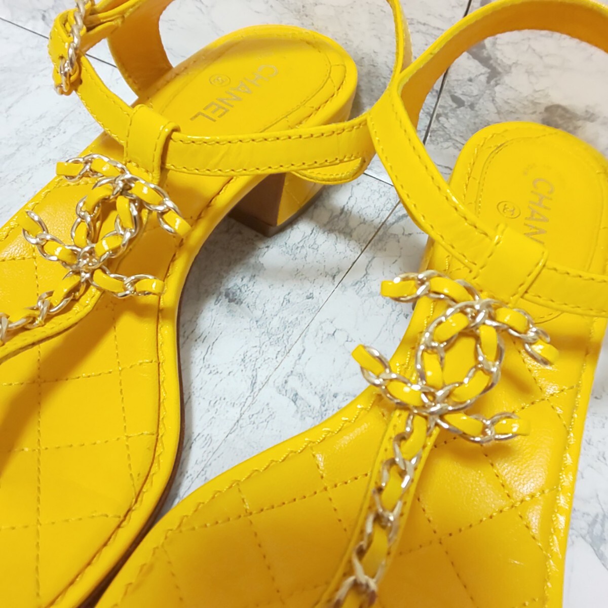 CHANEL シャネル ココマーク トングサンダル ヒールサンダル CHANEL シャネル ココマーク トングサンダル ヒールサンダル