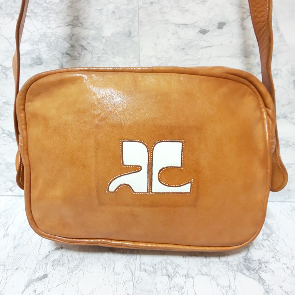 人気の新作 courreges クレージュ ヴィンテージ カメラバッグ ミニ バッグ
