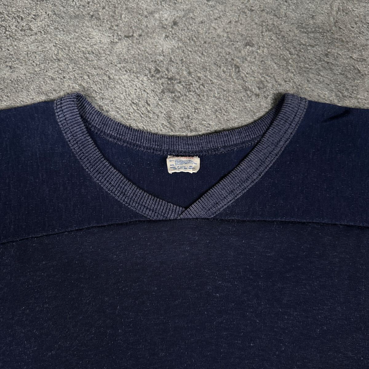 Champion 80s ビンテージ NFL フットボール Tシャツ トリコタグ Champion 80s ビンテージ NFL フットボール Tシャツ トリコタグ