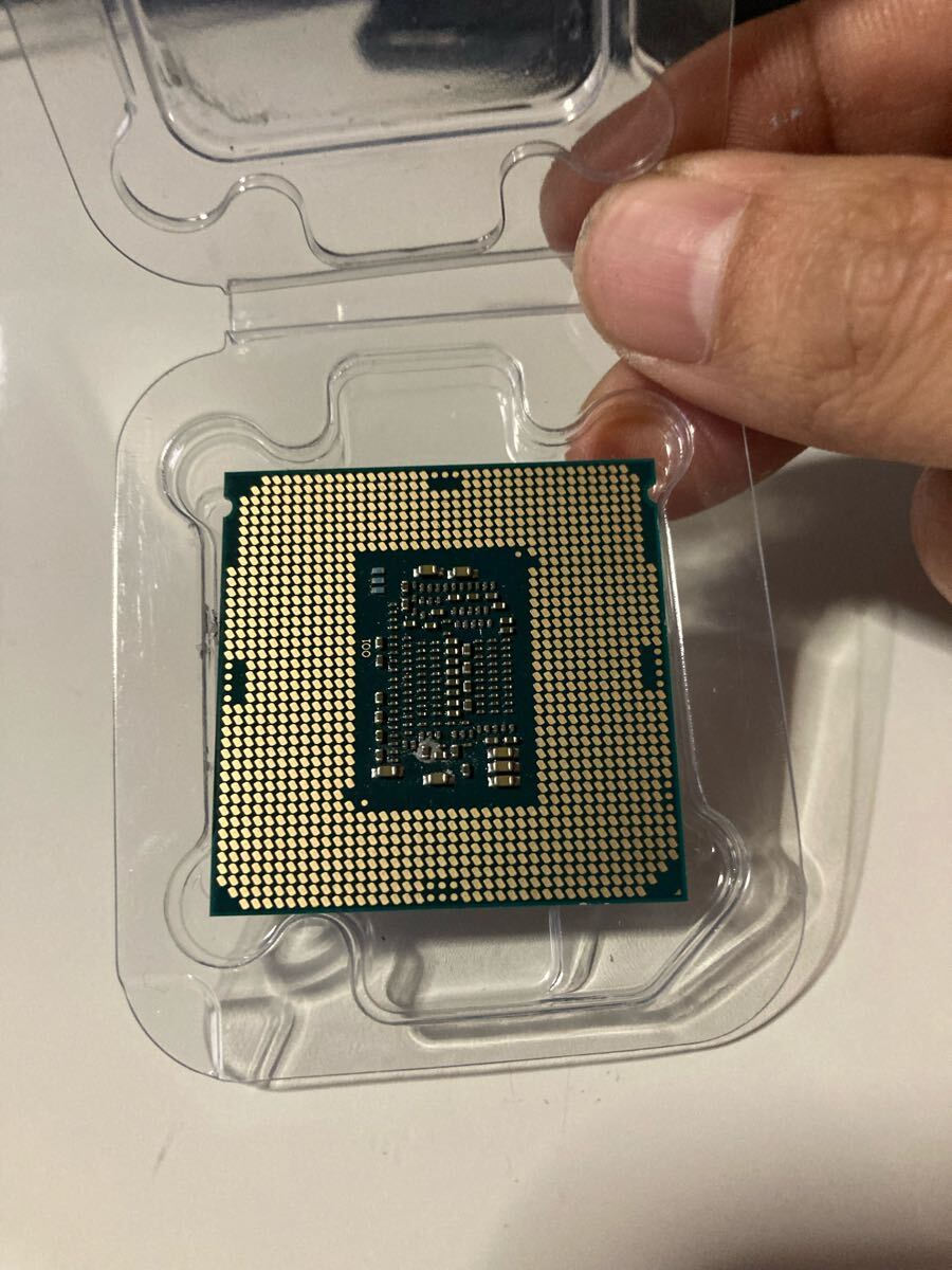 CPU Intel Core i7 7700 3.6GHz 4コア8スレッド KabyLake CPU Intel Core i7 7700 3.6GHz 4コア8スレッド KabyLake