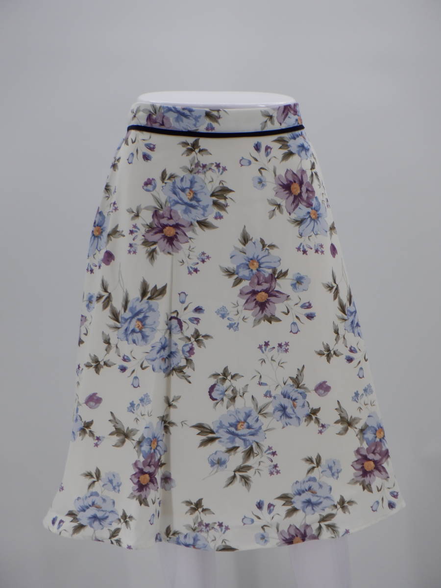 【新品】【allamanda INGNI アラマンダbyイング】【サンプル品】大花柄ミディスカート/ブルー【同梱可能】【スカート】【ボトムス】