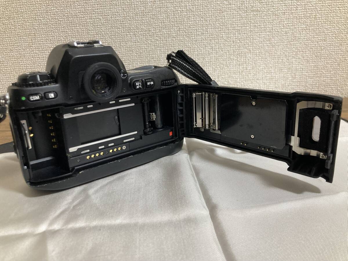 1円~スタート】Nikon ニコン F100 フィルムカメラ ボディのみ 1円~スタート】Nikon ニコン F100 フィルムカメラ ボディのみ