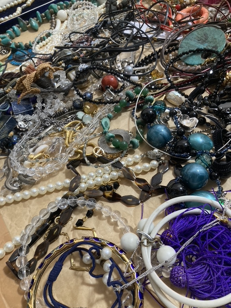 1円~スタート】重量約10kg イミテーション アクセサリー 他 1円~スタート】重量約10kg イミテーション アクセサリー 他