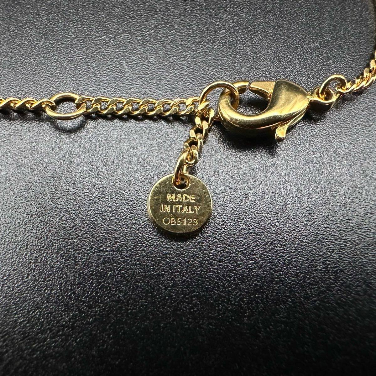 極美品 FENDI フェンディ ブレスレット ゴールド ロゴ 869 極美品 FENDI フェンディ ブレスレット ゴールド ロゴ 869