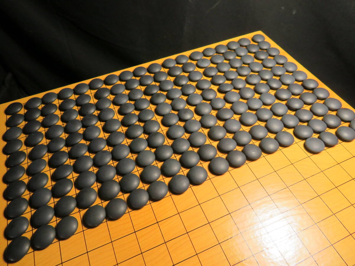 銘木 桑 特大 碁笥 碁器 碁石 本蛤 34号 9.6mm 本那智黒石 桐箱 銘木 桑 特大 碁笥 碁器 碁石 本蛤 34号 9.6mm 本那智黒石 桐箱