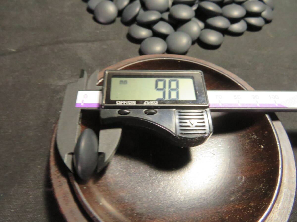銘木 桑 特大 碁笥 碁器 碁石 本蛤 34号 9.6mm 本那智黒石 桐箱 銘木 桑 特大 碁笥 碁器 碁石 本蛤 34号 9.6mm 本那智黒石 桐箱