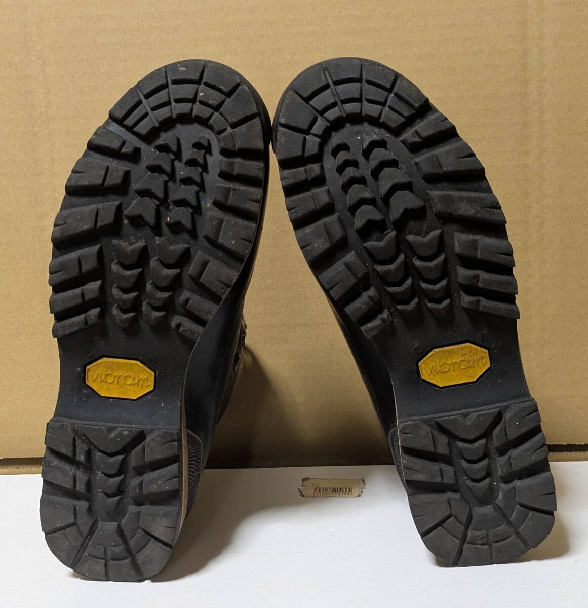 AKU登山靴 JASPER GTX 4 1/2(UK)  マウンテンダックス・アイゼン付!_画像7