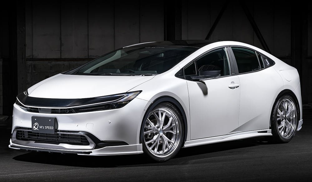 M\'z SPEED 3点キット 塗り分け塗装 (089/BK) AES プリウス MXWH60 MXWH61 MXWH65 ZVW60 ZVW65 R5.1～