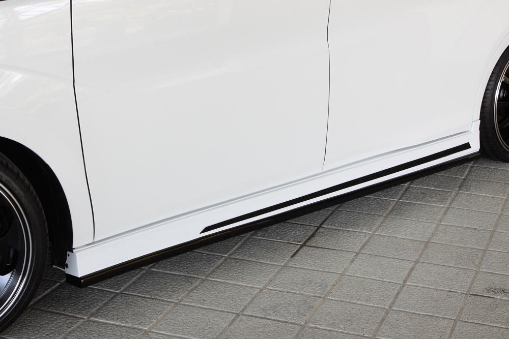 M\'z SPEED サイドステップ 未塗装 FRP ステップワゴンスパーダ RP3 RP4 H27.4～H29.8 MC前