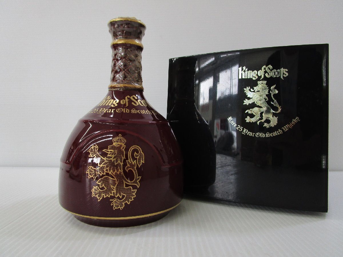 キングオブスコッツ 25年 レアオールド 赤 陶器 750ml(1109g) 43 キングオブスコッツ 25年 レアオールド 赤 陶器 750ml(1109g) 43