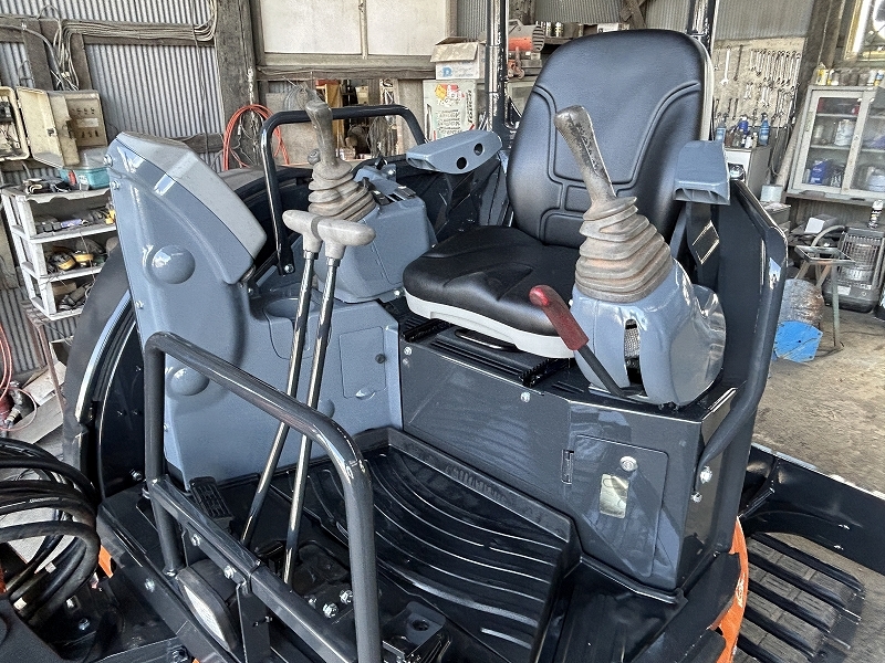 最新機種□日立ZX30U-5B 超美車 1780時間 1オーナー□新品油圧 最新機種□日立ZX30U-5B 超美車 1780時間 1オーナー□新品油圧