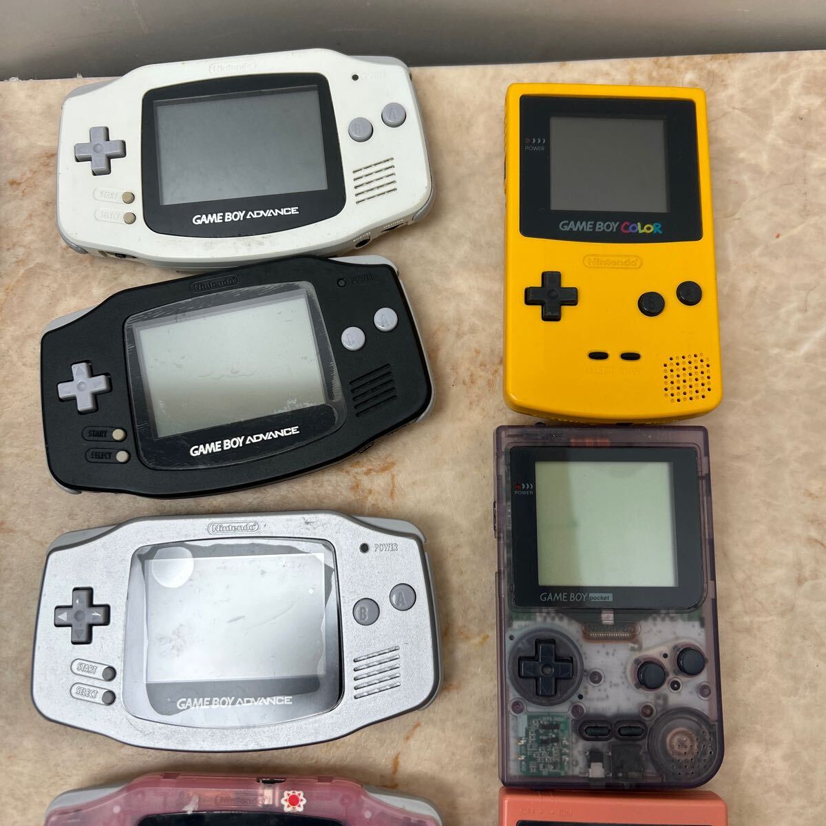 Nintendo ゲームボーイアドバンス ゲームボーイカラー Nintendo ゲームボーイアドバンス ゲームボーイカラー