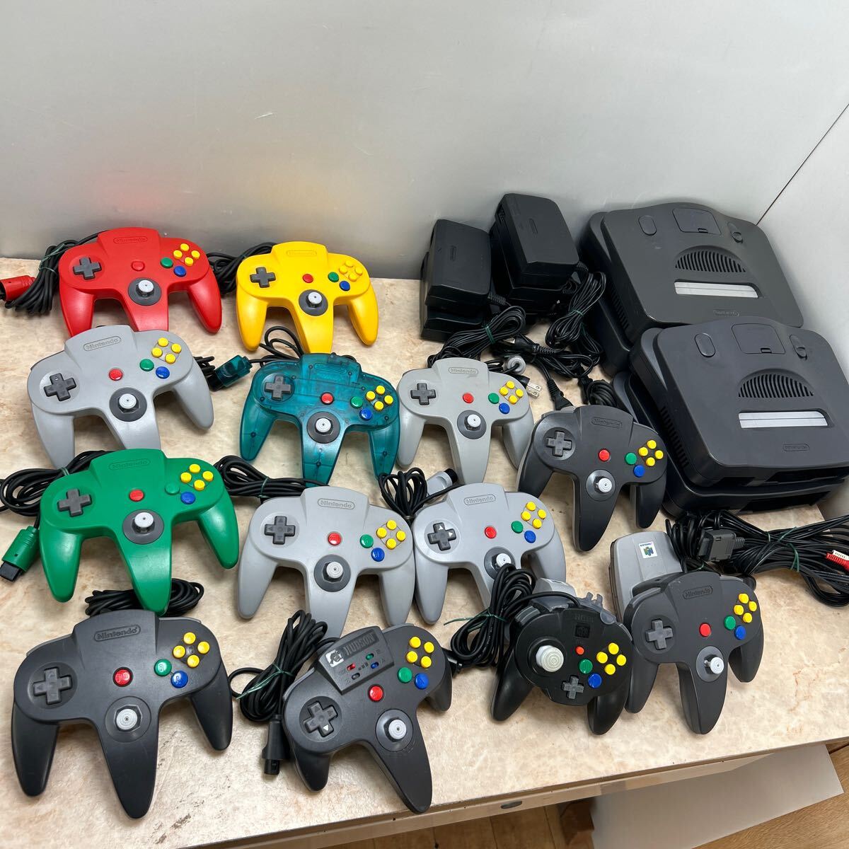 Nintendo Nintendo64 ニンテンドー64 コントローラー 電源まとめ Nintendo Nintendo64 ニンテンドー64 コントローラー 電源まとめ