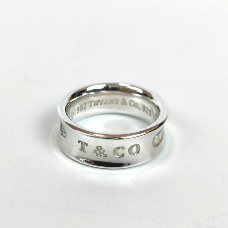 極美品 TIFFANY&Co ティファニー 1837 ナローリング 9号~10号の 極美品 TIFFANY&Co ティファニー 1837 ナローリング 9号~10号の