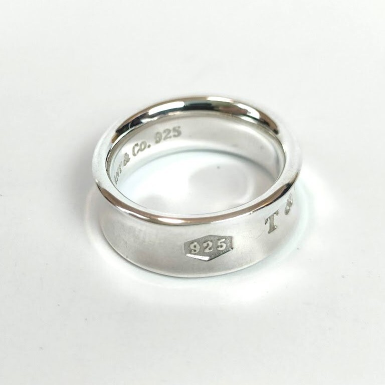 極美品 TIFFANY&Co ティファニー 1837 ナローリング 9号~10号の 極美品 TIFFANY&Co ティファニー 1837 ナローリング 9号~10号の