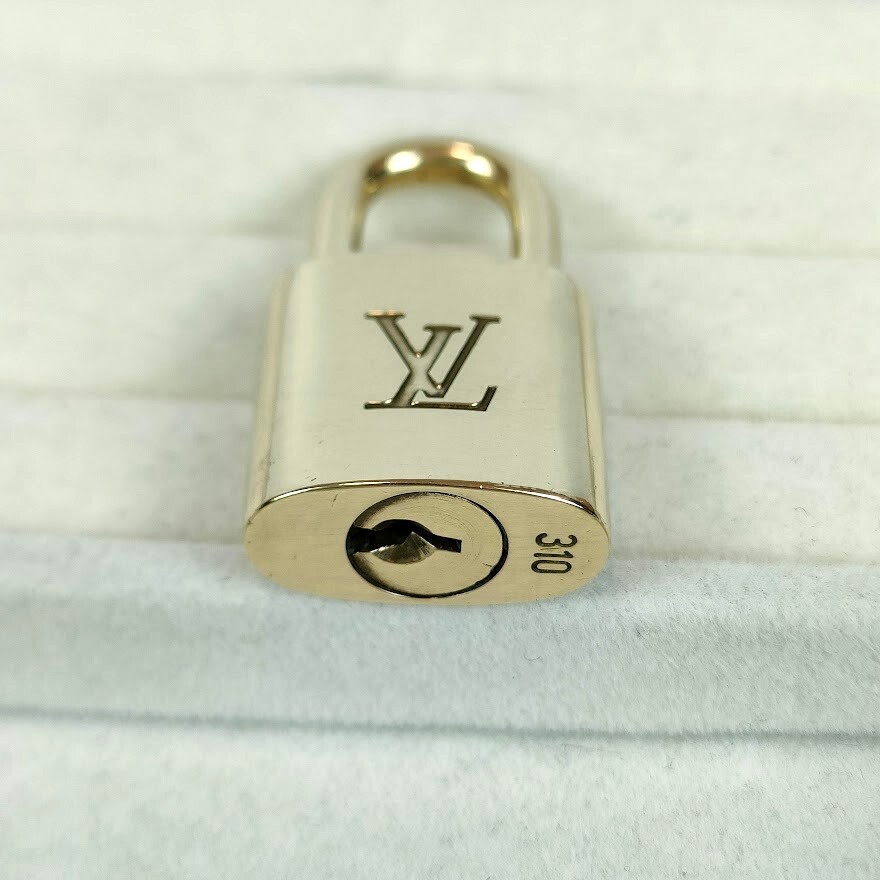 LOUIS VUITTON ルイヴィトン パドロック 南京錠 カデナ 鍵 LOUIS VUITTON ルイヴィトン パドロック 南京錠 カデナ 鍵