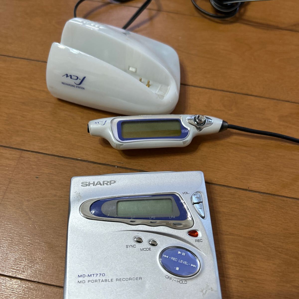 GO 保管品 ジャンク品 SHARP ポータブルMDプレーヤー MD-MT770 GO 保管品 ジャンク品 SHARP ポータブルMDプレーヤー MD-MT770