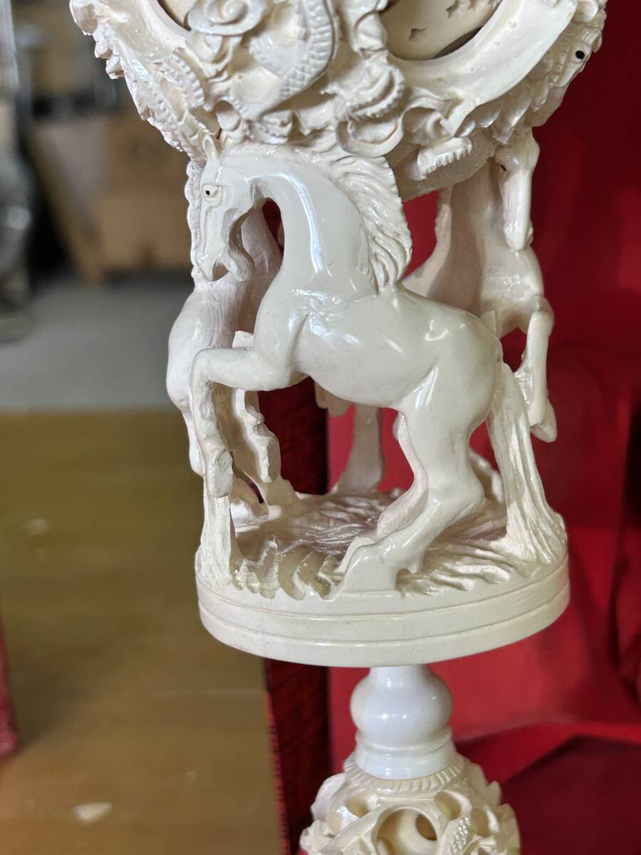 精巧彫刻・象牙調】中国美術 天球儀 龍馬彫刻 置物 高さ約22cm 精巧彫刻・象牙調】中国美術 天球儀 龍馬彫刻 置物 高さ約22cm