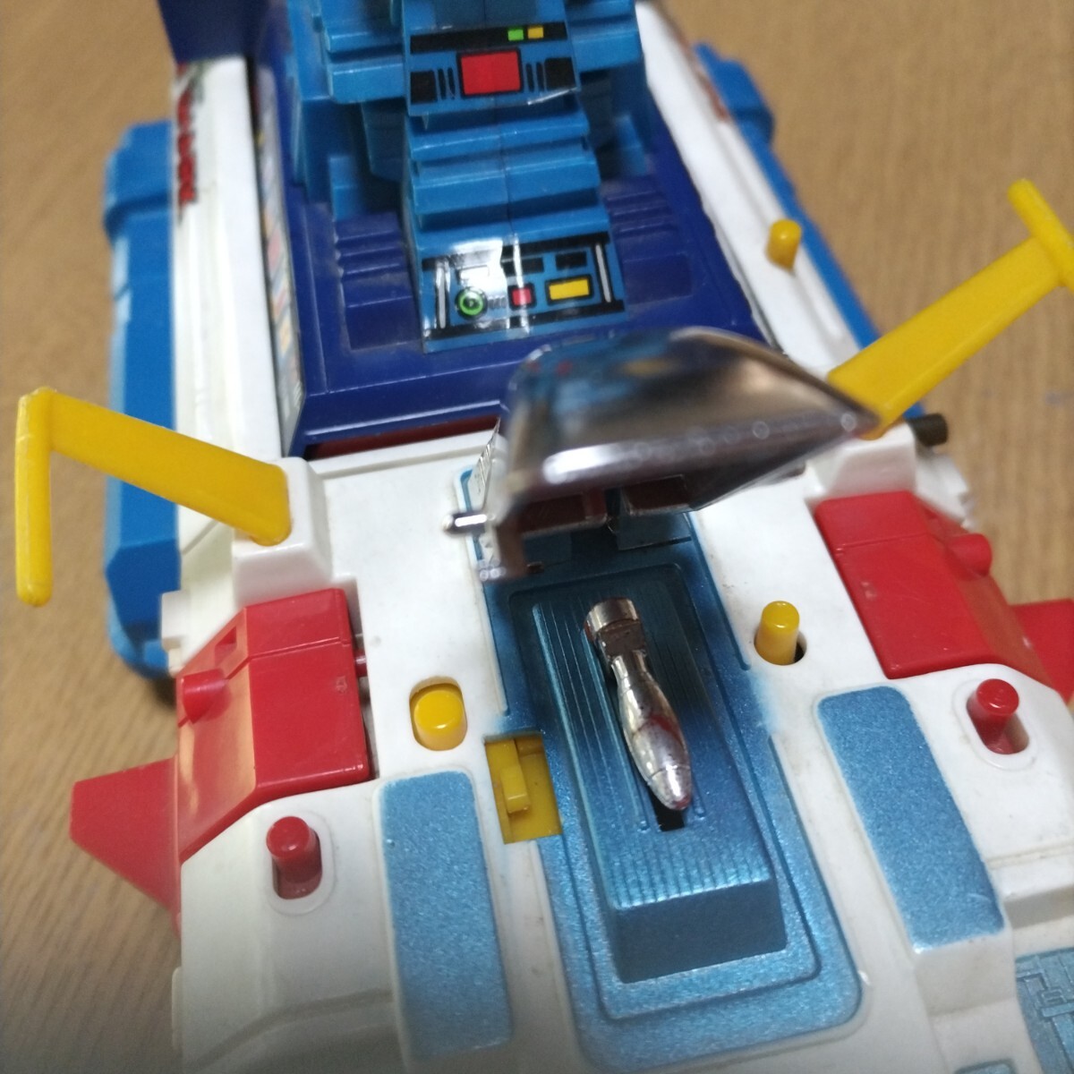 当時物超レア!ポピー超合金BFロボ付属 DX バトルシャーク 当時物超レア!ポピー超合金BFロボ付属 DX バトルシャーク