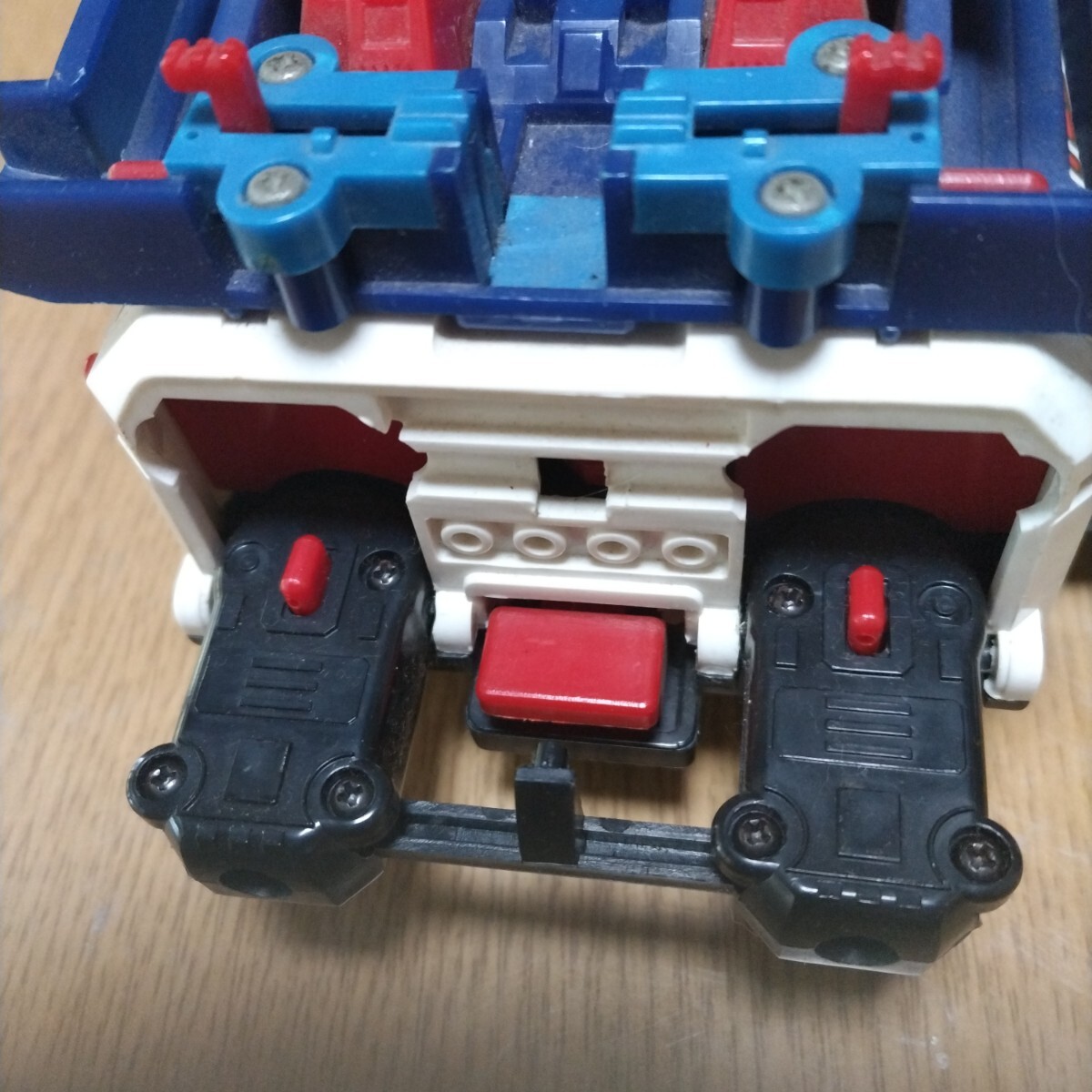 当時物超レア!ポピー超合金BFロボ付属 DX バトルシャーク 当時物超レア!ポピー超合金BFロボ付属 DX バトルシャーク