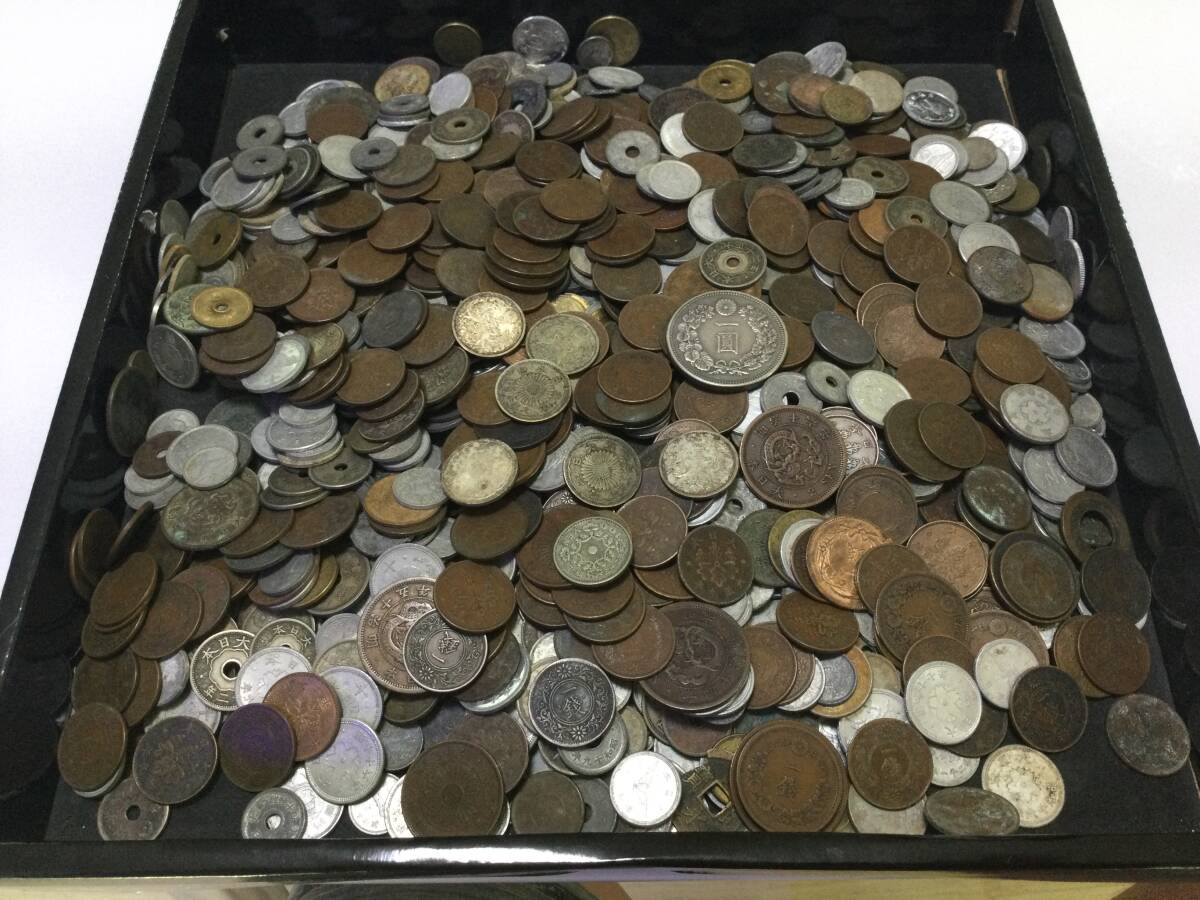 古銭 銀貨 大量 まとめ 3.2kg 日本 雑銭 コイン(日本)|売買され 古銭 銀貨 大量 まとめ 3.2kg 日本 雑銭 コイン(日本)|売買され