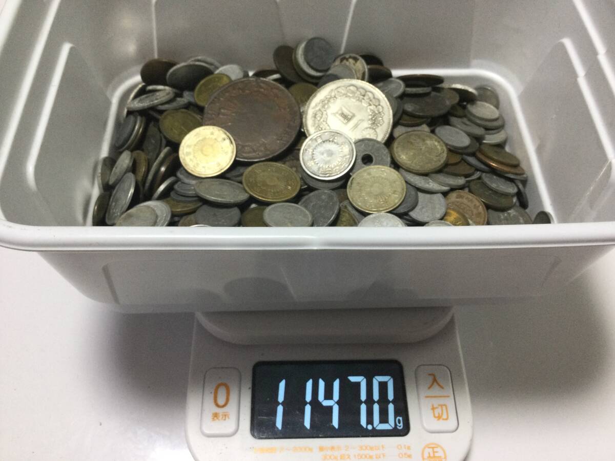 古銭 銀貨 大量 まとめ 3.1kg 日本 雑銭 コイン(日本)|売買され 古銭 銀貨 大量 まとめ 3.1kg 日本 雑銭 コイン(日本)|売買され