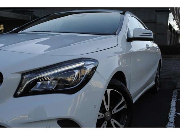 CLAシューティングブレーク CLA180 パワートランク　キーレスゴー　Bカメラ