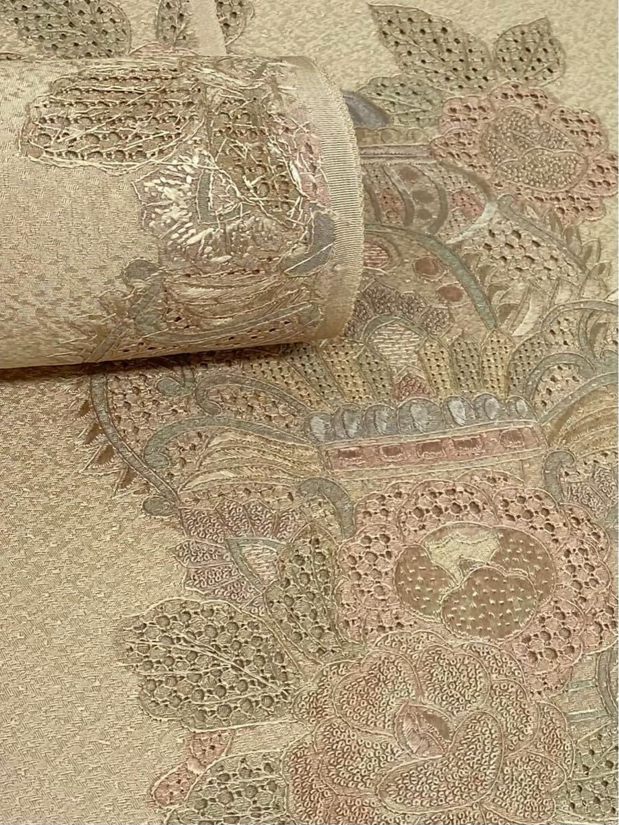 汕頭刺繍 蘇州刺繍 相良刺繍 付け下げ 反物 一つ紋入り 紋意匠 汕頭刺繍 蘇州刺繍 相良刺繍 付け下げ 反物 一つ紋入り 紋意匠