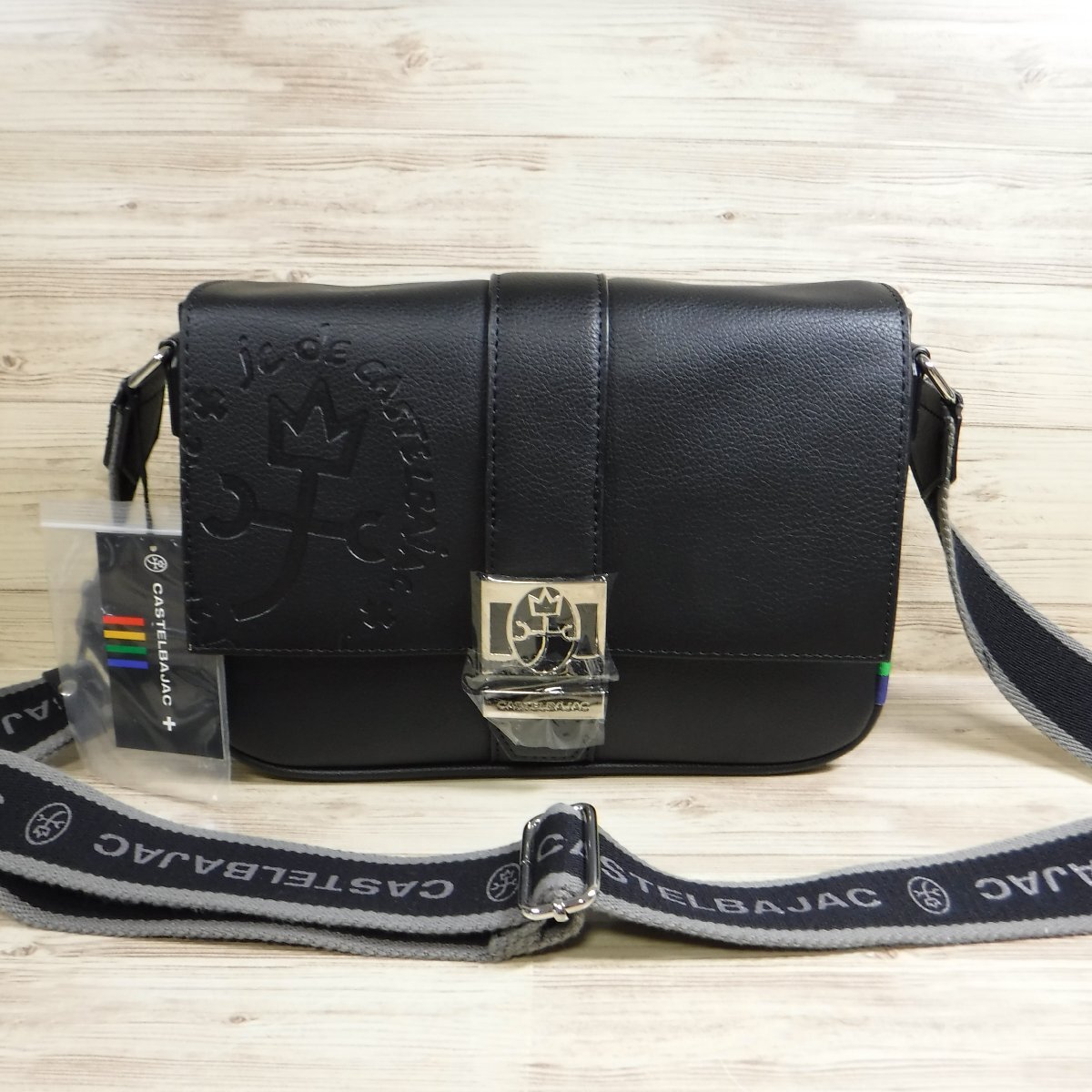 YY62 カステルバジャック 新品 黒 防水レザー ショルダーバッグ YY62 カステルバジャック 新品 黒 防水レザー ショルダーバッグ