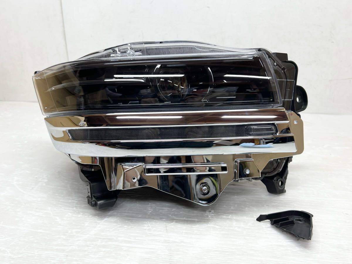 送料込 即決 スペーシアカスタム MK54S/MK94S 純正 LED 右 送料込 即決 スペーシアカスタム MK54S/MK94S 純正 LED 右