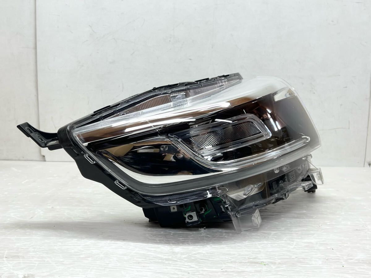 良品 送料込 即決 スペーシア カスタム MK53S 純正 LED 右 良品 送料込 即決 スペーシア カスタム MK53S 純正 LED 右