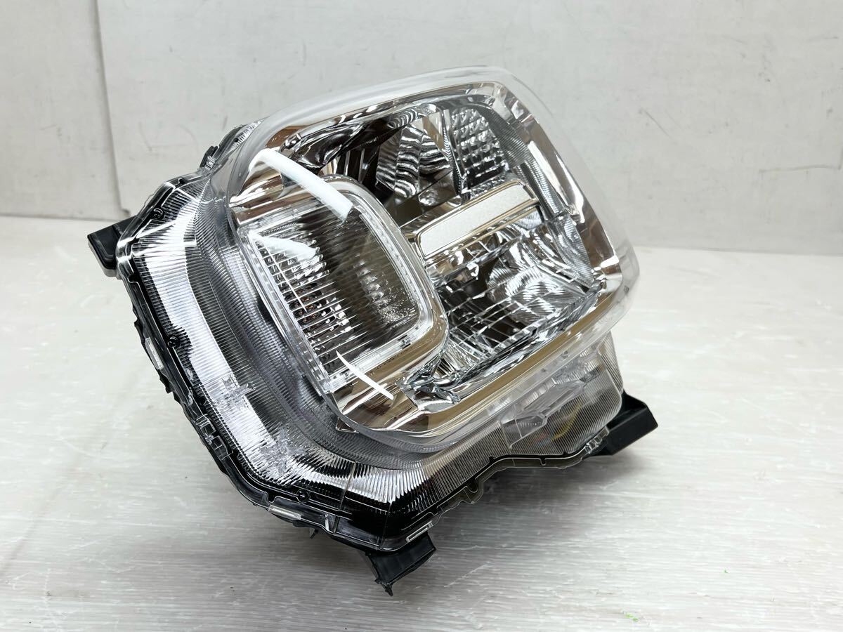 送料込 即決 スペーシア MK94S 純正 LED 右 ヘッドライト ランプ 送料込 即決 スペーシア MK94S 純正 LED 右 ヘッドライト ランプ